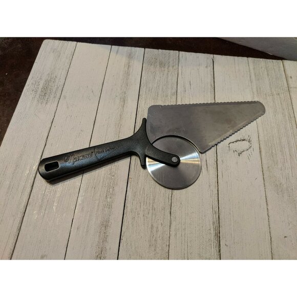 Black NuWave Flipper Pizza Server & Slicer - Picture 1 of 6